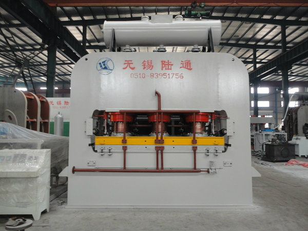 雙貼面熱壓機(1200T-1600T) 4*8尺、4*9尺、5*8尺 雙貼面熱壓機(1200T-1600T) 4*8尺、4*9尺、5*8尺