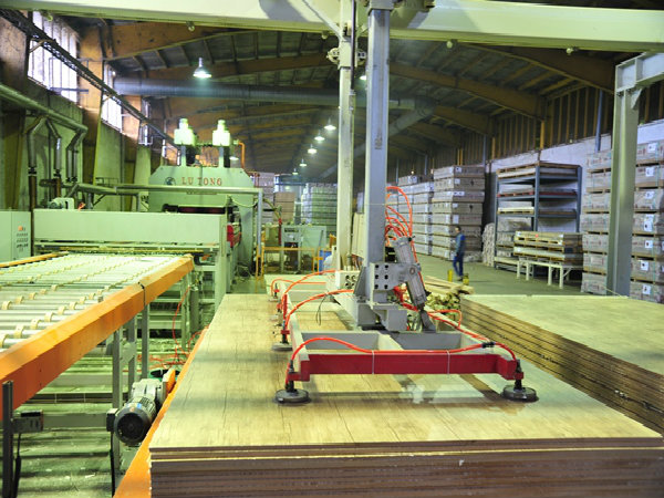 快速型壓機(jī)自動(dòng)生產(chǎn)線 快速型壓機(jī)自動(dòng)生產(chǎn)線